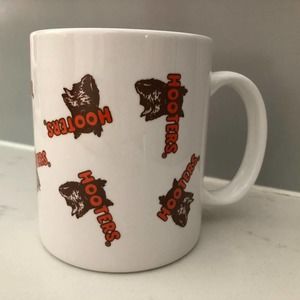 Hooters Mug Coffee Cup